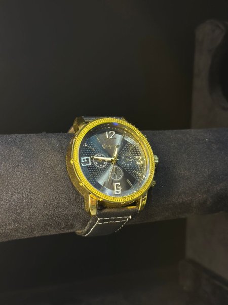 ساعه جلد⌚